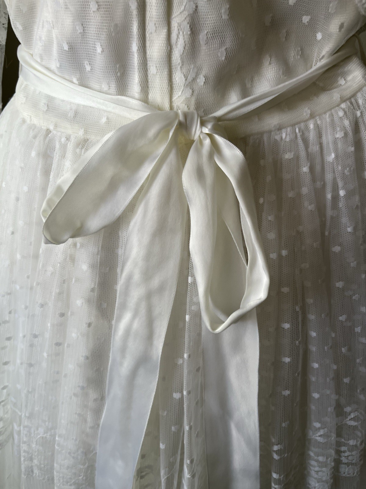 Vintage “MARJI” 1970s pure white dotted tulle wedding dress / gown – size 10